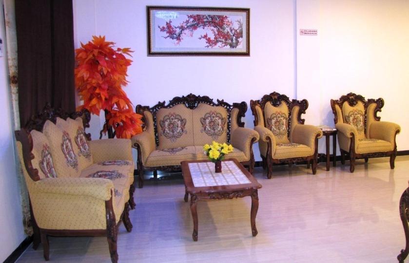 Hotel Mitra Garden Pangkal Pinang Exterior photo