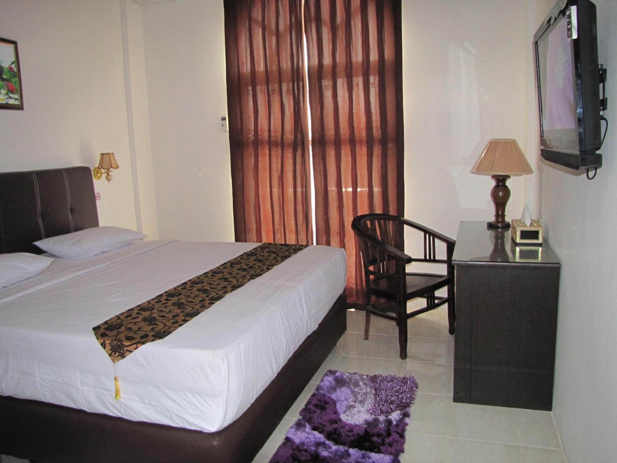 Hotel Mitra Garden Pangkal Pinang Exterior photo